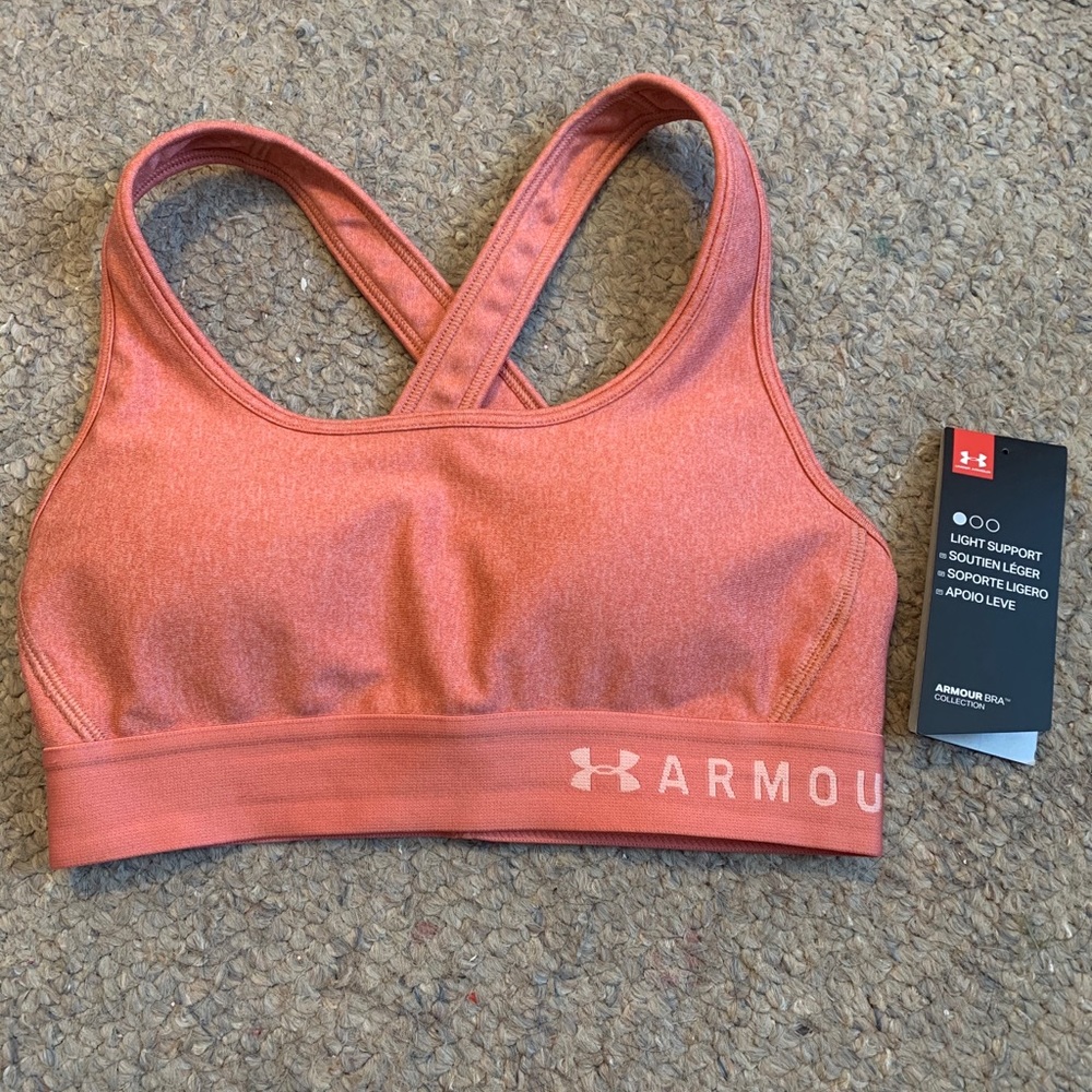 Brand new crisscross UA bra